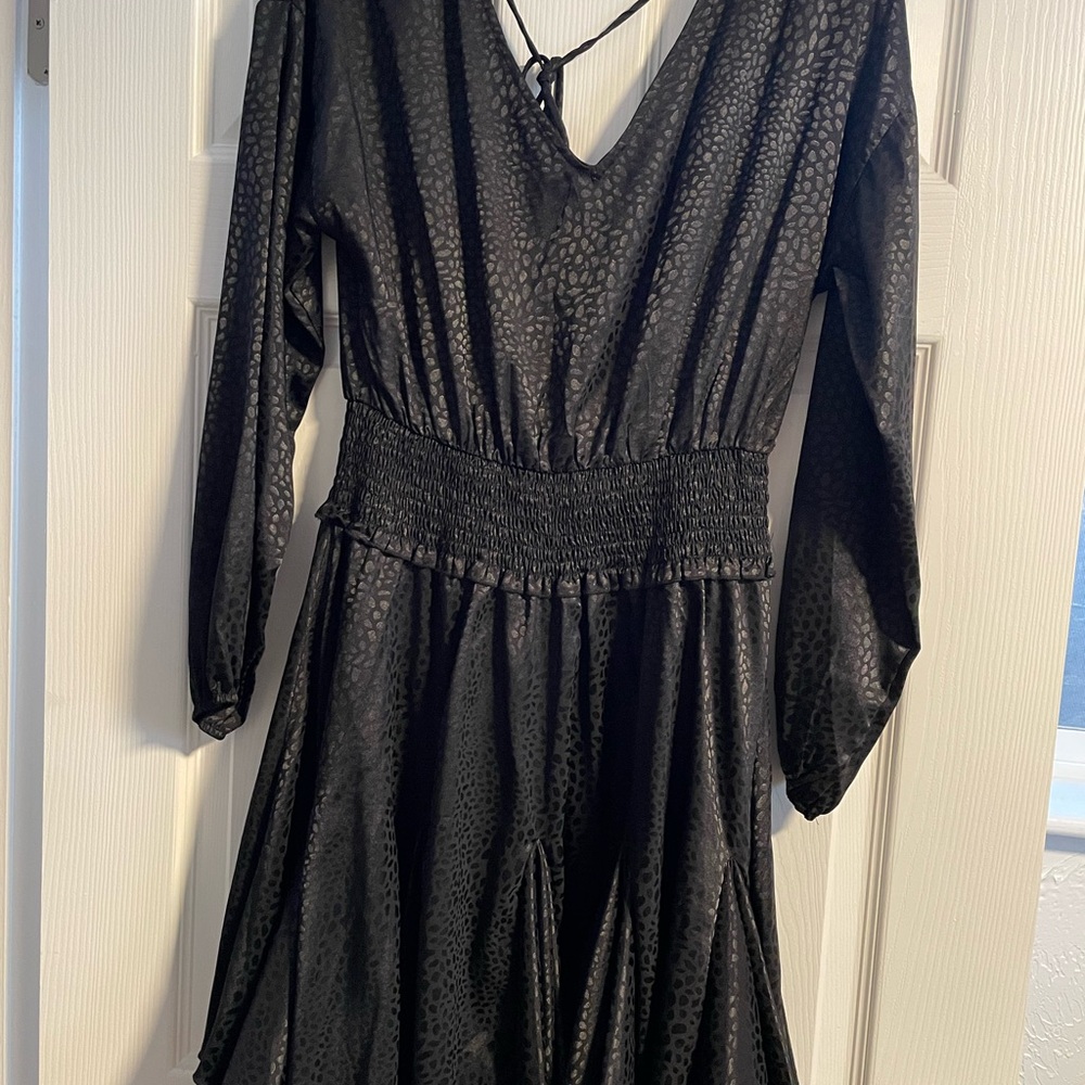 Leopard Print Design Black Long Sleeve Dress size Medium